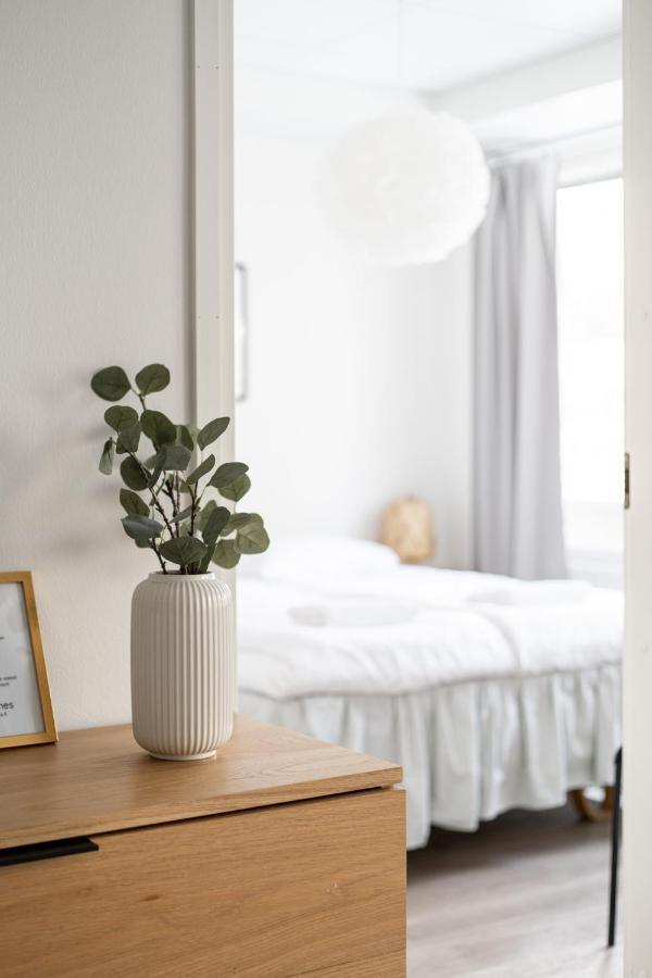 Modern 2Br Apartment With Balcony & Central Location - Hosted By 2Ndhomes Tammerfors Exteriör bild
